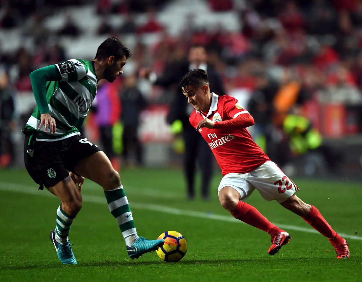 AYX-请陷巴塞罗那视频